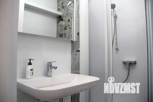 1-к квартира, посуточно, 40м2, 4/5 этаж