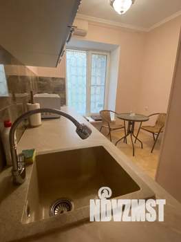 3-к квартира, посуточно, 100м2, 1/2 этаж