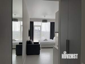 Студия квартира, посуточно, 35м2, 8/10 этаж