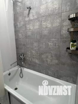 Студия квартира, посуточно, 30м2, 1/3 этаж