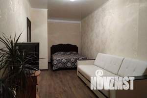 1-к квартира, посуточно, 40м2, 3/10 этаж