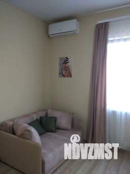 Студия квартира, посуточно, 43м2, 2/2 этаж