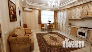 2-к квартира, посуточно, 150м2, 7/10 этаж