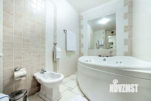 3-к квартира, посуточно, 116м2, 1/1 этаж