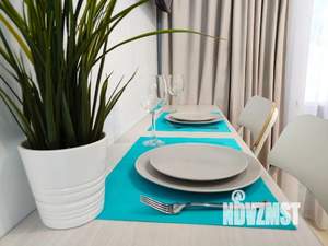 Студия квартира, посуточно, 13м2, 1/5 этаж