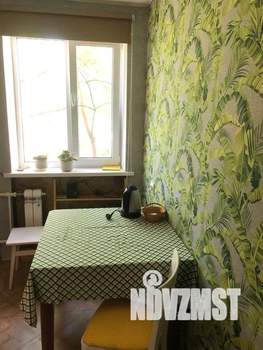 2-к квартира, посуточно, 50м2, 2/5 этаж