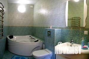 2-к квартира, посуточно, 66м2, 2/2 этаж