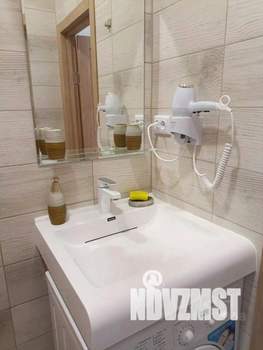 1-к квартира, посуточно, 27м2, 1/1 этаж