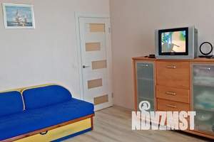 1-к квартира, посуточно, 49м2, 5/5 этаж