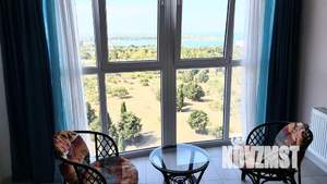 1-к квартира, посуточно, 53м2, 9/10 этаж