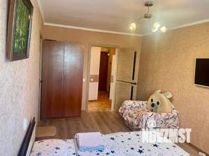 2-к квартира, посуточно, 42м2, 4/5 этаж