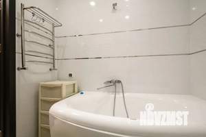 1-к квартира, посуточно, 40м2, 2/10 этаж