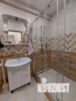 1-к квартира, посуточно, 43м2, 2/10 этаж