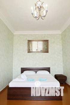 2-к квартира, посуточно, 50м2, 1/1 этаж