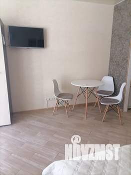 Студия квартира, посуточно, 30м2, 1/3 этаж