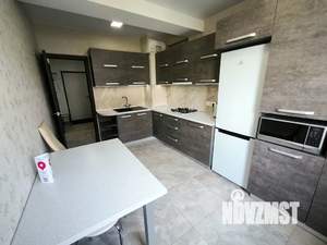 1-к квартира, посуточно, 40м2, 2/10 этаж