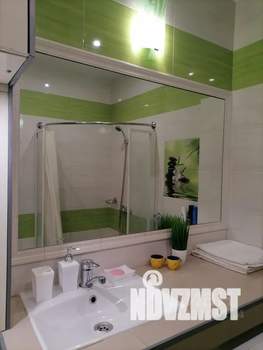 Студия квартира, посуточно, 30м2, 1/3 этаж