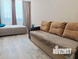 1-к квартира, посуточно, 37м2, 8/10 этаж