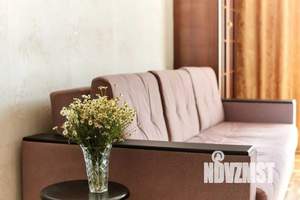 2-к квартира, посуточно, 50м2, 1/1 этаж