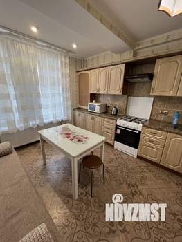 1-к квартира, посуточно, 50м2, 3/9 этаж