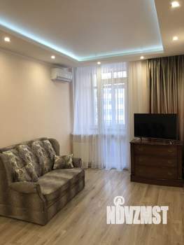 1-к квартира, посуточно, 42м2, 4/10 этаж