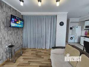 1-к квартира, посуточно, 44м2, 2/10 этаж