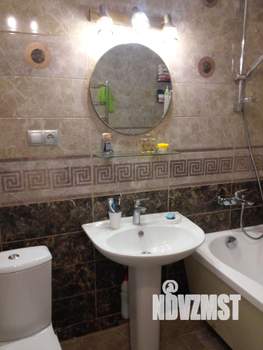 1-к квартира, посуточно, 44м2, 7/10 этаж