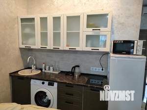 1-к квартира, посуточно, 40м2, 1/2 этаж