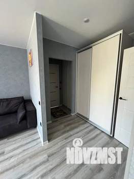 Студия квартира, посуточно, 30м2, 1/3 этаж