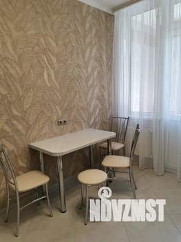 1-к квартира, посуточно, 40м2, 4/10 этаж