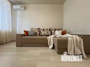 1-к квартира, посуточно, 35м2, 3/5 этаж