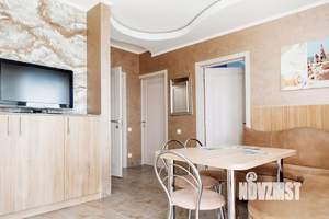 3-к квартира, посуточно, 63м2, 1/1 этаж