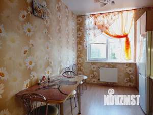 1-к квартира, посуточно, 43м2, 2/10 этаж