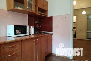 1-к квартира, посуточно, 40м2, 1/9 этаж