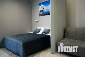 Студия квартира, посуточно, 42м2, 2/5 этаж