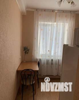 1-к квартира, посуточно, 32м2, 5/5 этаж