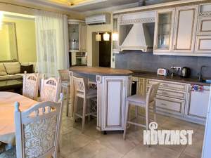 2-к квартира, посуточно, 96м2, 1/1 этаж