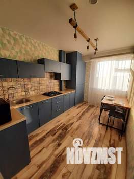 1-к квартира, посуточно, 42м2, 4/10 этаж