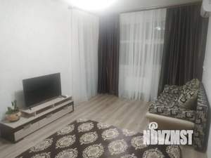 1-к квартира, посуточно, 38м2, 2/7 этаж