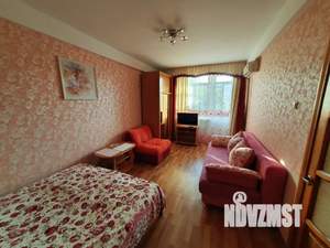 1-к квартира, посуточно, 33м2, 3/5 этаж