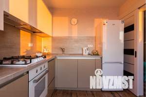 1-к квартира, посуточно, 40м2, 3/9 этаж