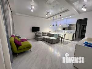 2-к квартира, посуточно, 80м2, 1/10 этаж