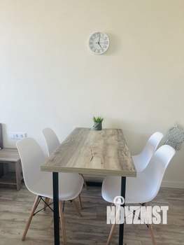 Студия квартира, посуточно, 35м2, 2/10 этаж