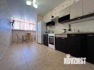 1-к квартира, посуточно, 45м2, 1/1 этаж