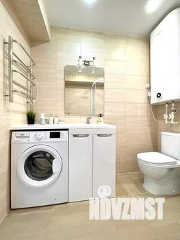 2-к квартира, посуточно, 40м2, 2/4 этаж