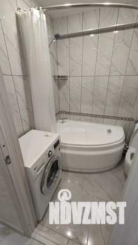 Студия квартира, посуточно, 25м2, 1/4 этаж