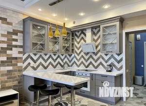 Студия квартира, посуточно, 35м2, 5/10 этаж