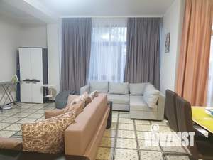 Студия квартира, посуточно, 53м2, 1/3 этаж