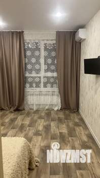 1-к квартира, посуточно, 44м2, 2/10 этаж