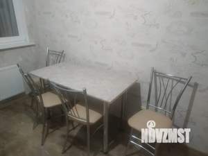 1-к квартира, посуточно, 38м2, 2/7 этаж